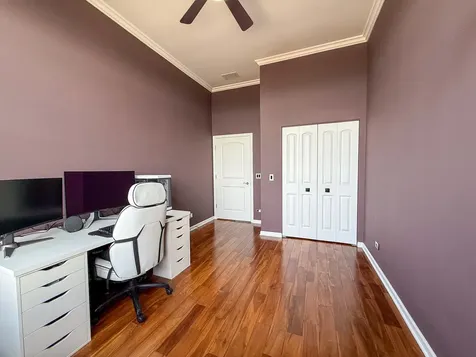 3954 North Oriole Avenue Chicago IL 60634