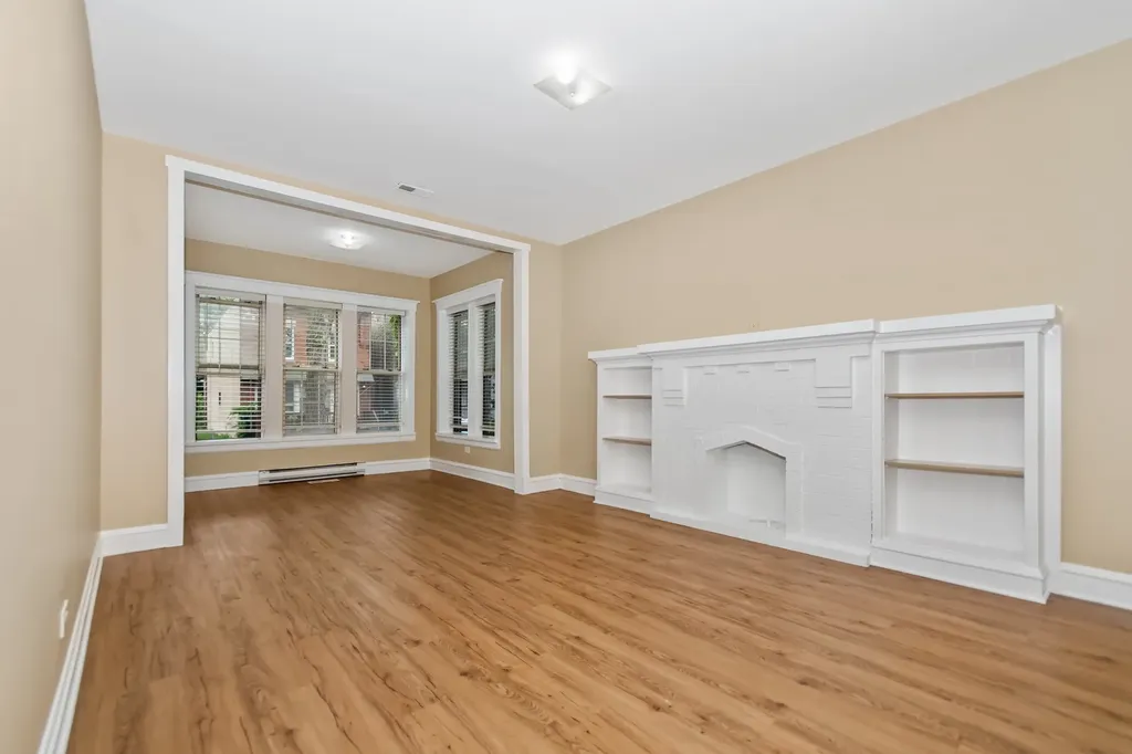 1509 East 69 Place Chicago IL 60637