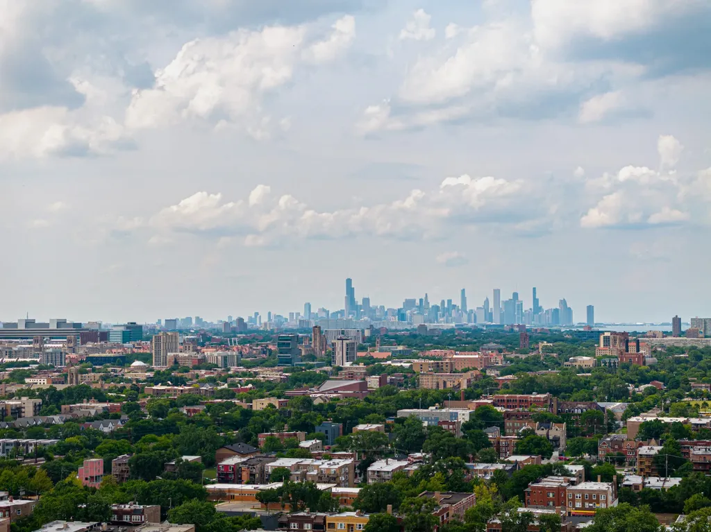 1509 East 69 Place Chicago IL 60637