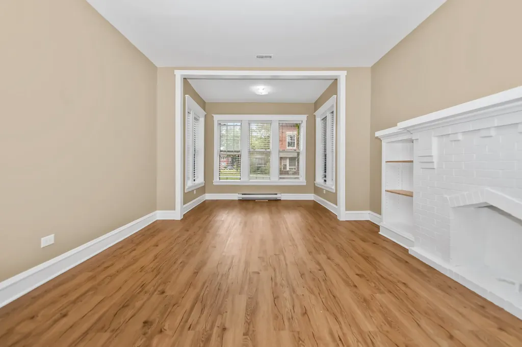 1509 East 69 Place Chicago IL 60637