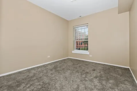 1509 East 69 Place Chicago IL 60637