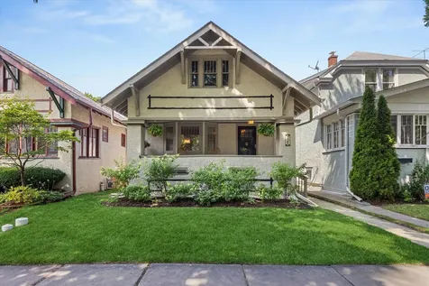 735 Gunderson Avenue Oak Park IL 60304