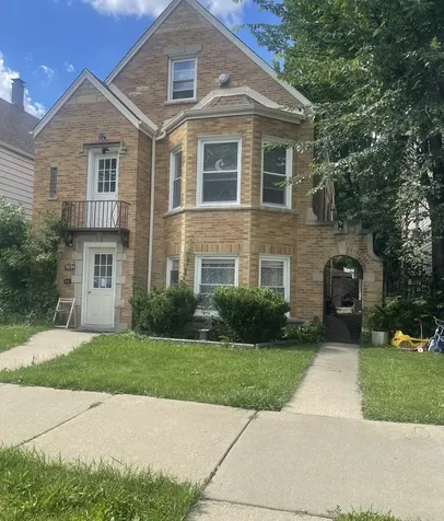 5034 West School Street Chicago IL 60641