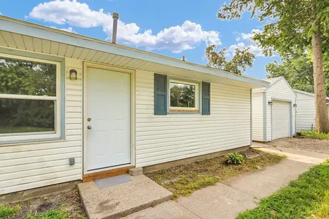 1408 Hedge Road Champaign IL 61821