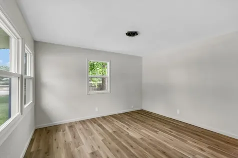 1408 Hedge Road Champaign IL 61821