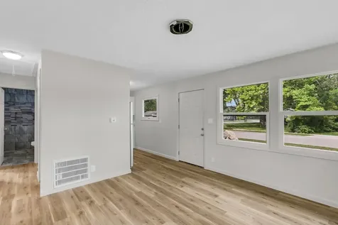 1408 Hedge Road Champaign IL 61821