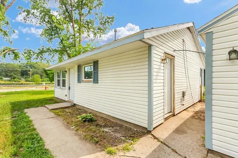 1408 Hedge Road Champaign IL 61821