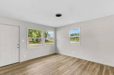 1408 Hedge Road Champaign IL 61821