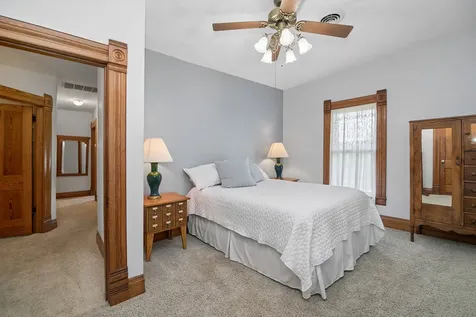 125 West 1st Avenue Clifton IL 60927