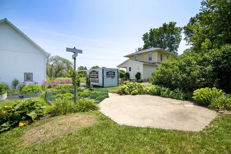 125 West 1st Avenue Clifton IL 60927