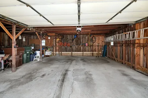 125 West 1st Avenue Clifton IL 60927