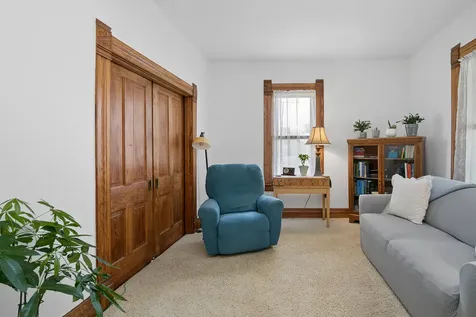 125 West 1st Avenue Clifton IL 60927