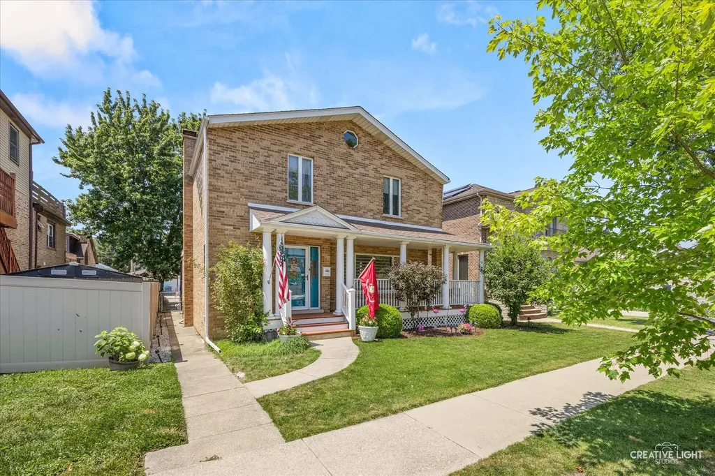 4438 North Nagle Avenue Harwood Heights IL 60706