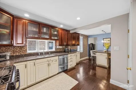 4438 North Nagle Avenue Harwood Heights IL 60706