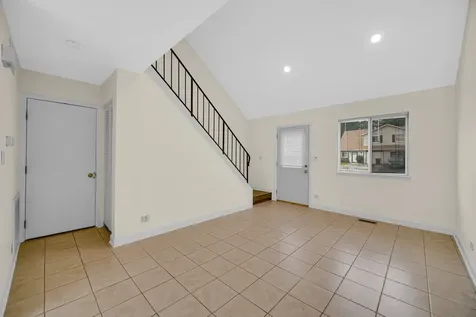 1807 Whitney Drive Hanover Park IL 60133