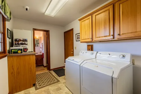 752 E Ill St 34 Highway Earlville IL 60518