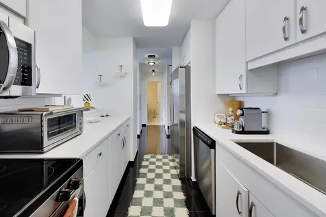 111 East Chestnut Street Chicago IL 60611