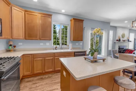 3109 Drury Lane Carpentersville IL 60110