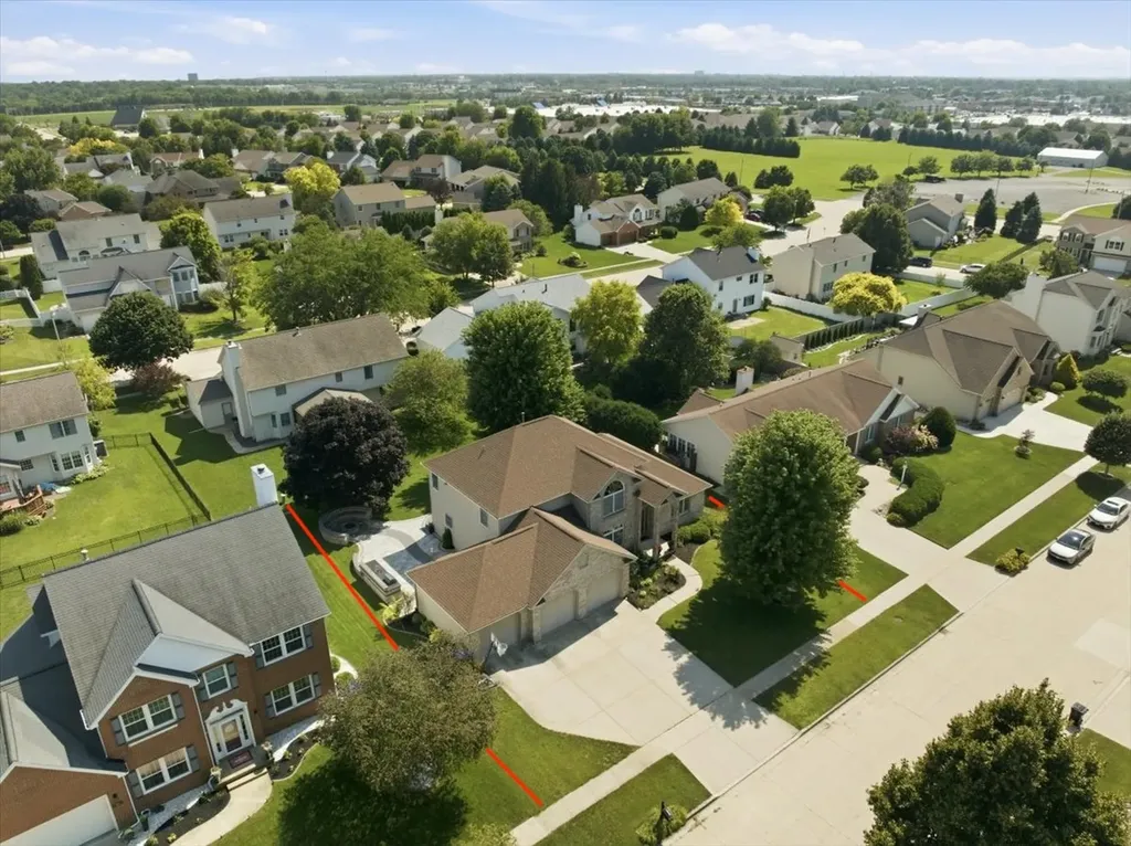 19 Brunton Court Bloomington IL 61704