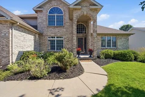 19 Brunton Court Bloomington IL 61704