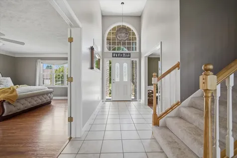 19 Brunton Court Bloomington IL 61704