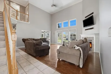 19 Brunton Court Bloomington IL 61704