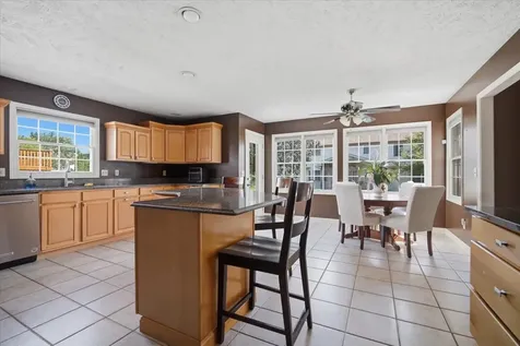 19 Brunton Court Bloomington IL 61704
