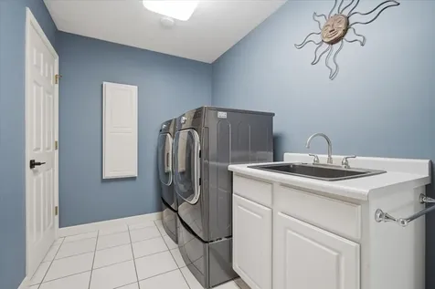 19 Brunton Court Bloomington IL 61704