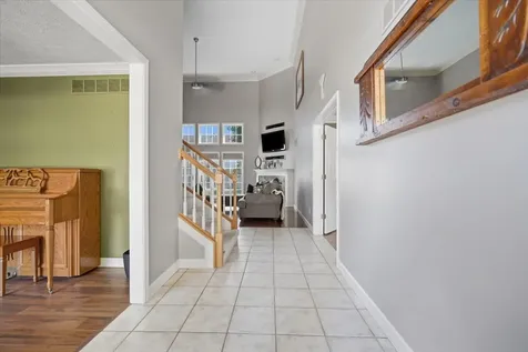 19 Brunton Court Bloomington IL 61704