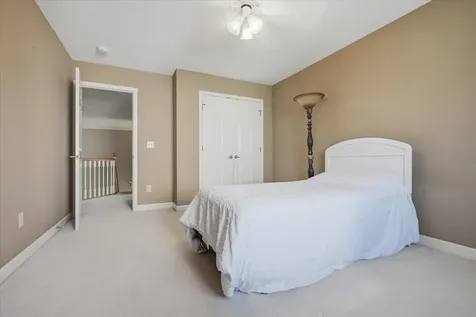 19 Brunton Court Bloomington IL 61704