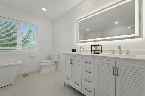2437 North 1480 East Road Ashkum IL 60911