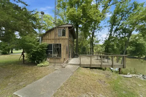 2437 North 1480 East Road Ashkum IL 60911