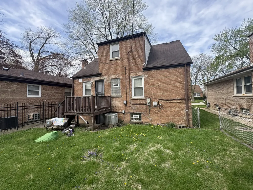 12553 South Lowe Street Chicago IL 60628