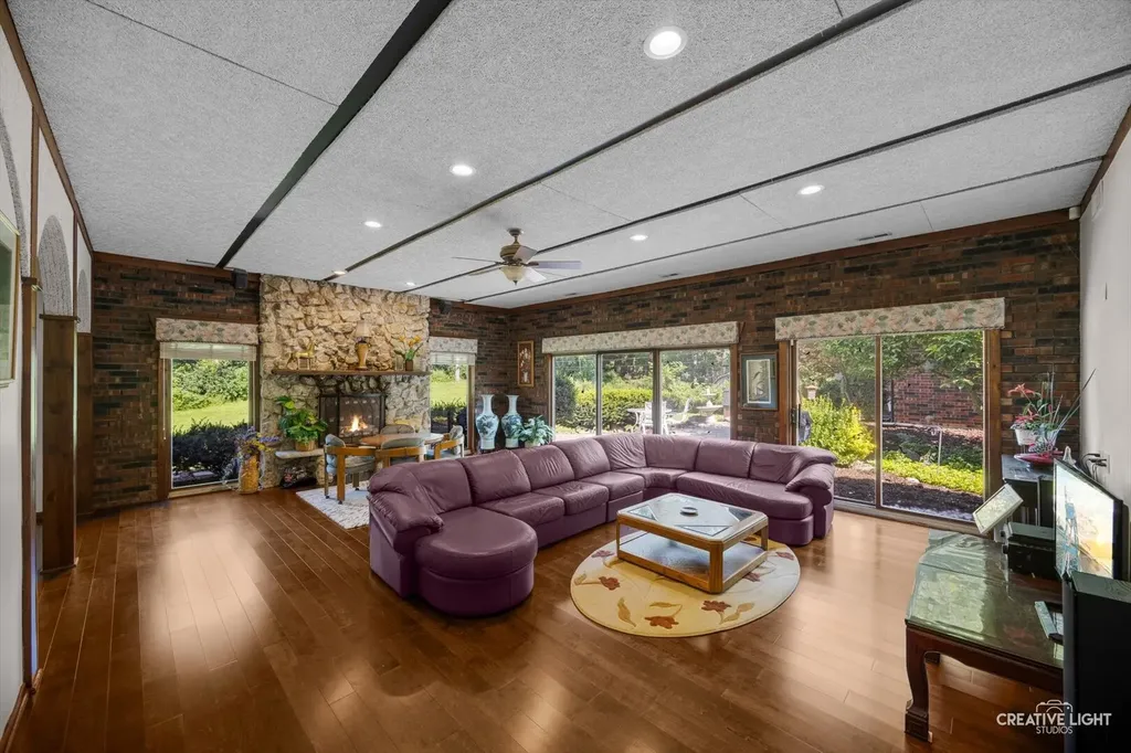 8516 Una Avenue Naperville IL 60565