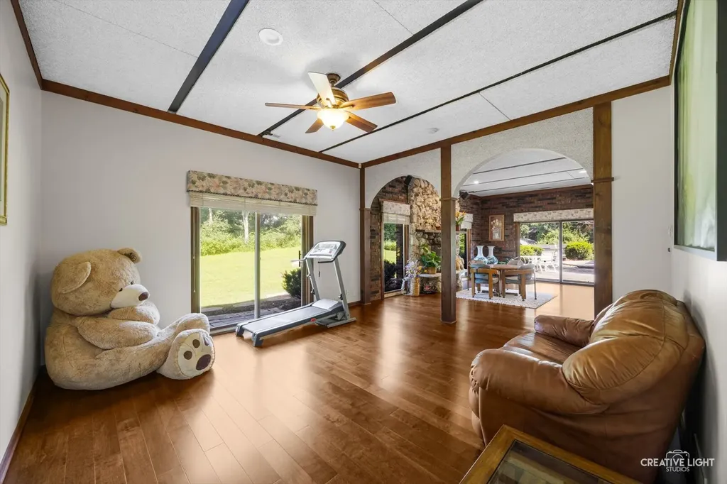 8516 Una Avenue Naperville IL 60565