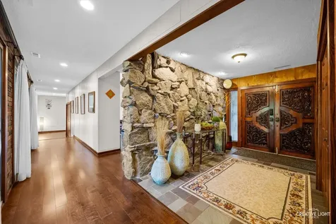 8516 Una Avenue Naperville IL 60565