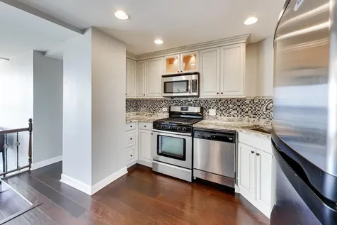 3200 North Lake Shore Drive Chicago IL 60657