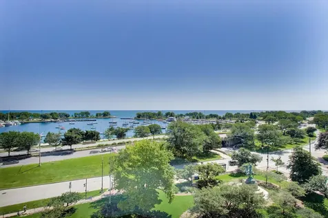 3200 North Lake Shore Drive Chicago IL 60657