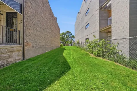 4344 South Vincennes Avenue Chicago IL 60653
