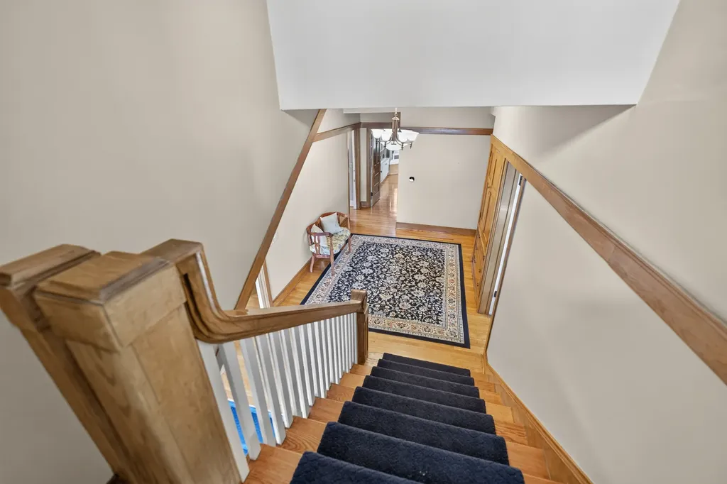 729 West Downer Place Aurora IL 60506