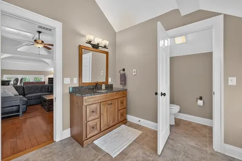 729 West Downer Place Aurora IL 60506