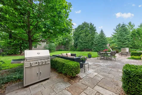 729 West Downer Place Aurora IL 60506