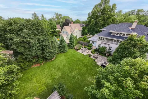 729 West Downer Place Aurora IL 60506