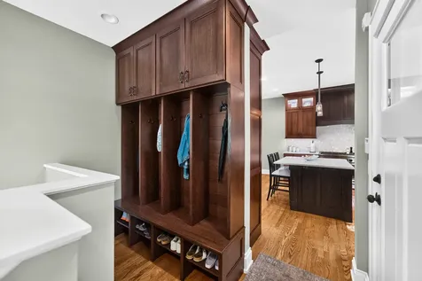 729 West Downer Place Aurora IL 60506