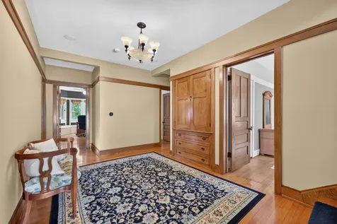 729 West Downer Place Aurora IL 60506