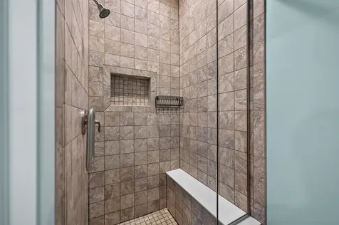 729 West Downer Place Aurora IL 60506