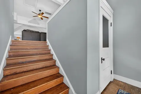 729 West Downer Place Aurora IL 60506