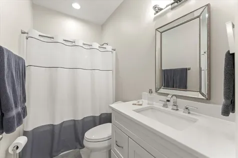 1114 Ashford Court Mahomet IL 61853