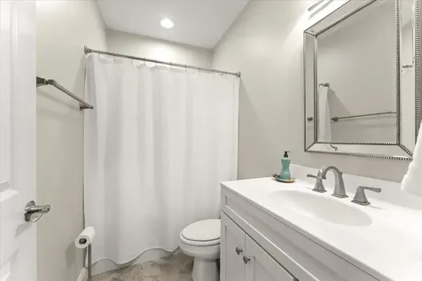 1114 Ashford Court Mahomet IL 61853
