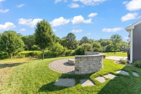 1114 Ashford Court Mahomet IL 61853